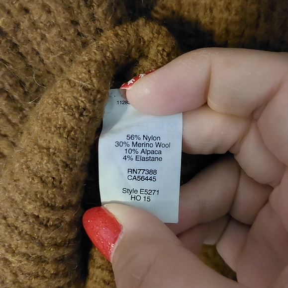 Madewell Wafflestitch Turtleneck Sweater, Size Medium - Picture 7 of 7